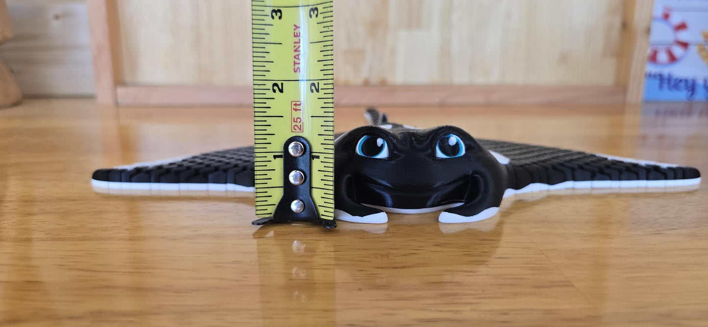 Eco-Friendly 3D Printed Manta Ray Toy – Articulated Ocean Animal Fidget Toy for Kids & Marine Life Lovers