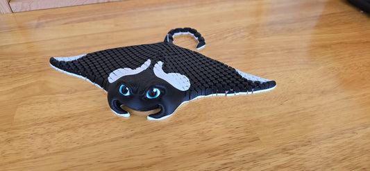 Eco-Friendly 3D Printed Manta Ray Toy – Articulated Ocean Animal Fidget Toy for Kids & Marine Life Lovers